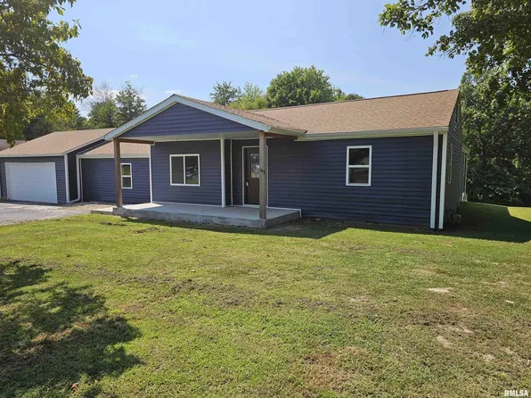 16530 E Fairfield Rd, Mount Vernon, IL 62864