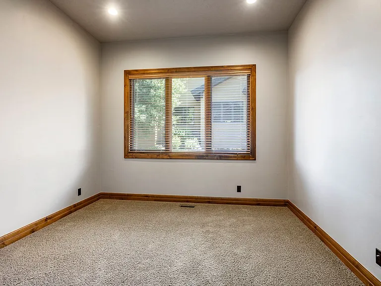 4368 W Jeremy Woods Dr — Photo 18
