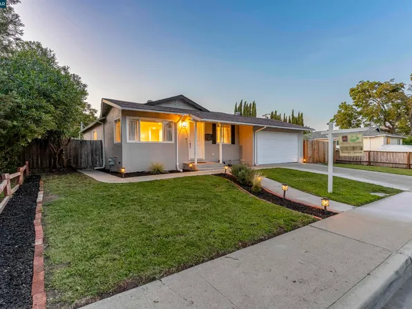 1891 Gilly Ln, Concord, CA 94518