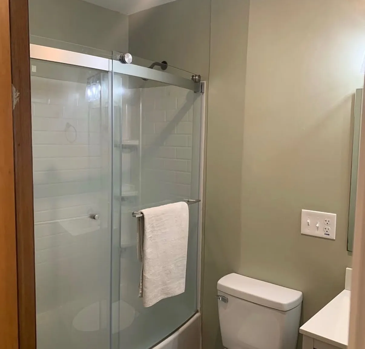 3 bed, 1008 sqft, $1,650 — Photo 3