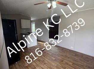 5601 SW Lakefront Ln S #5, Saint Joseph, MO 64504
