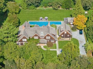 2 Borden Ln, East Hampton, NY 11937