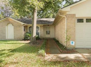 9415 Magnolia Ridge Dr, Houston, TX 77070