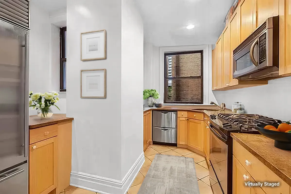L’Appartement AMERICANA N/S Fooded P/O 215 West 90th Street #5A in Upper West Side, Manhattan
