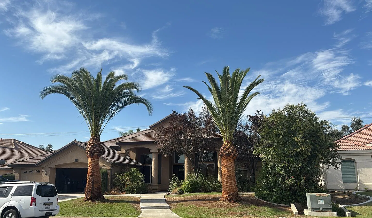 4 bed, 2.5 bath, 2500 sqft, $2,900 — Photo 3