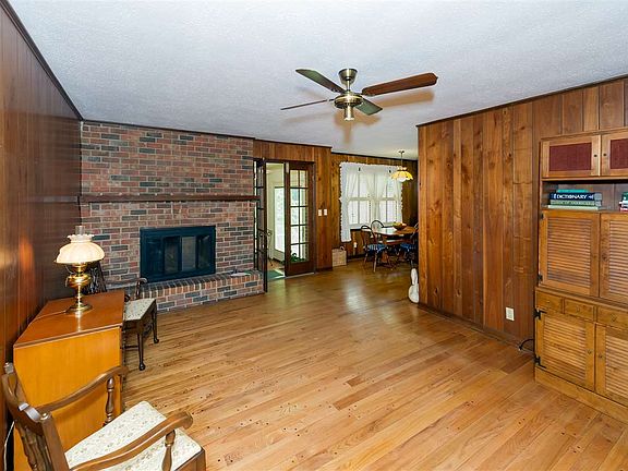 5th image of 130 County Road 575