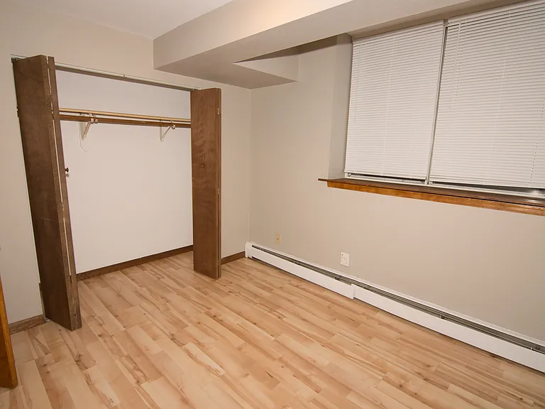 Stevens Square Apartments — Photo 181