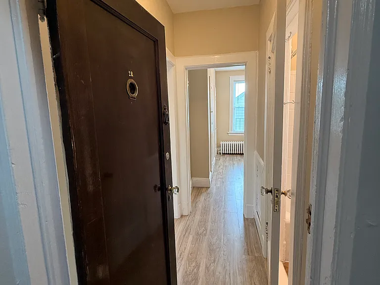 48 Grand Ave #2R — Photo 1