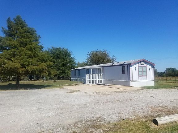 2nd image of 9705 S Primrose Ln