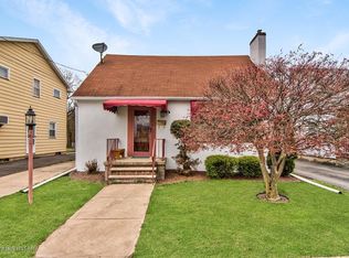 432 Washington Ave, West Wyoming, PA 18644