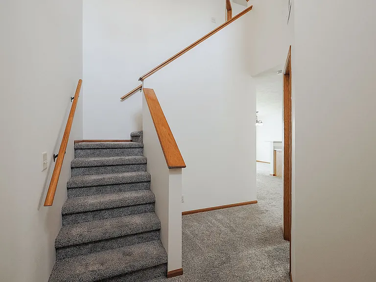 8815 Venice Ln — Photo 13