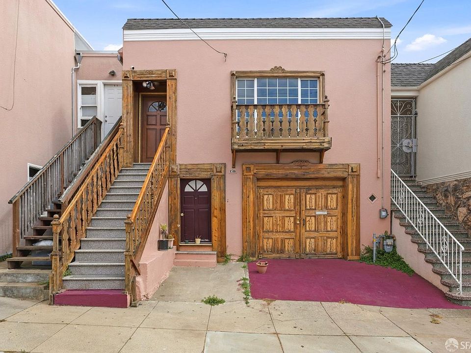 1st image of 411 Vienna St