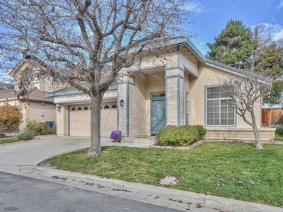17747 Riverbend Rd, Salinas, CA, 93908