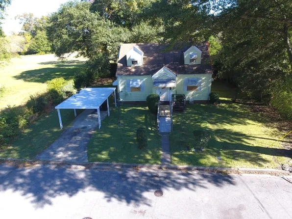 1805 Roanoke Ave, Portsmouth, VA 23704