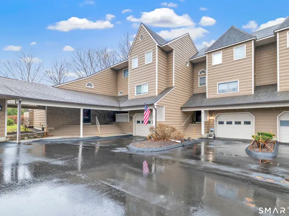 5 Meeting House Lane #5, Shelton, CT 06484