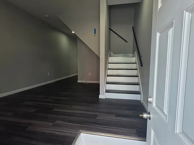 1126 McKean Ave — Photo 14