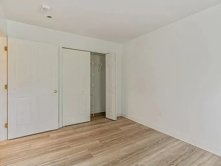 301 Hildred Dr #301 — Photo 7
