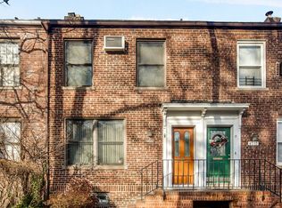 47-15 39th Ave, Queens, NY 11104