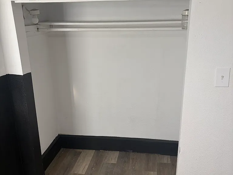 5653 Walter Ave — Photo 9