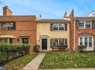 8139 Carrleigh Pkwy, Springfield, VA 22152