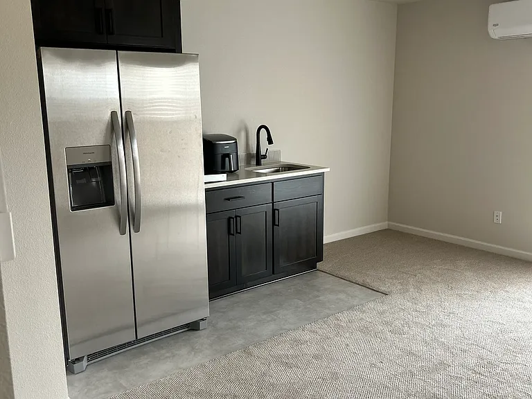 4668 SE 2nd St #B — Photo 3