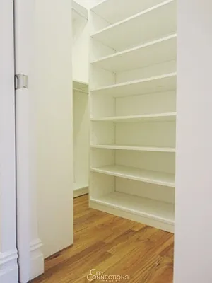 Rented by City Connections Realty | media 19