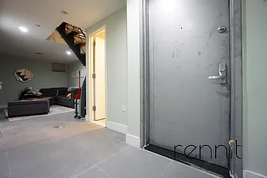 Rented by Rennit Inc.