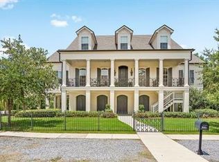 130 Lamarque St, Mandeville, LA 70448