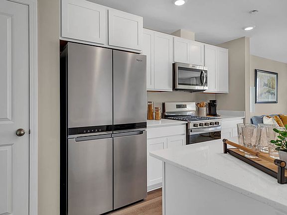 7th image of this home