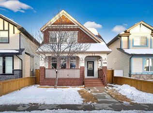135 SW Skyview Springs Mnr NE, Calgary, AB T3N0A7
