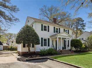 223 Shoe Ln, Newport News, VA 23606