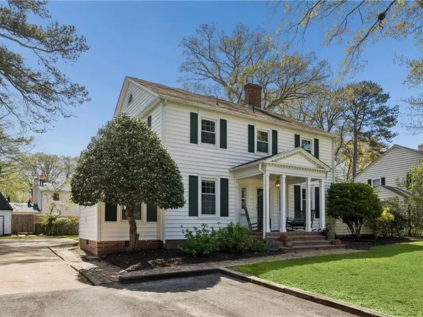 223 Shoe Ln, Newport News, VA 23606