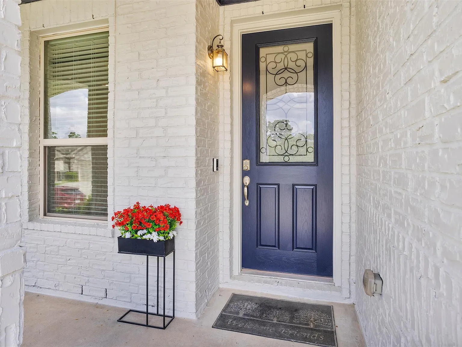 5 bed, 3.5 bath, 3225 sqft, $2,995 — Photo 4