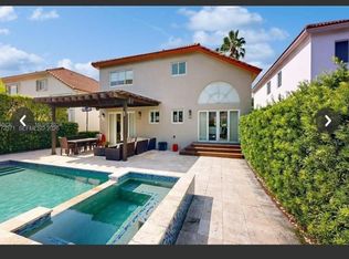 10942 NW 59th St, Doral, FL 33178