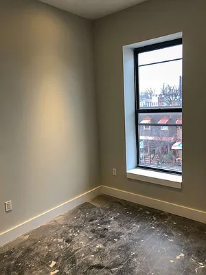 Rented by Nooklyn NYC LLC | media 31