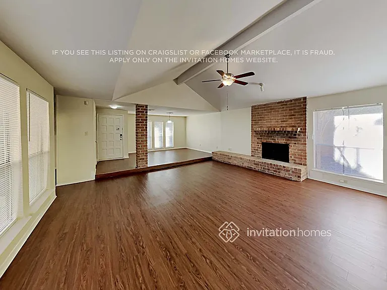 15834 Fox Springs Dr — Photo 4