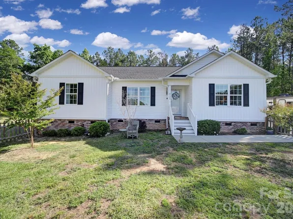 6724 Wylie Circle Dr, Kershaw, SC 29067