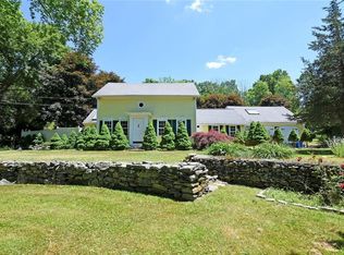 105 Scott Rd, Cumberland, RI 02864