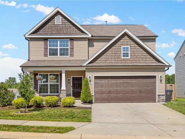 1839 Deveron Ct, Kernersville, NC 27284