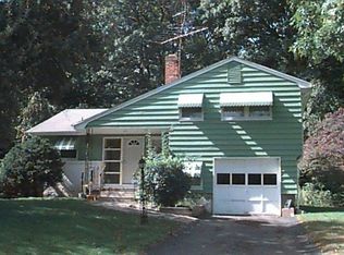 49 Briarwood Dr, Windsor, CT 06095