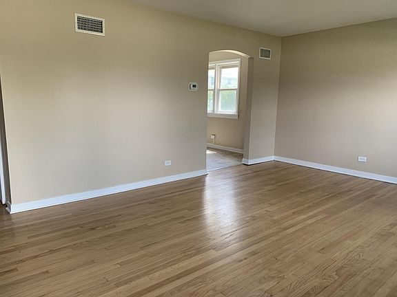 4th image of 7655 Laramie Ave