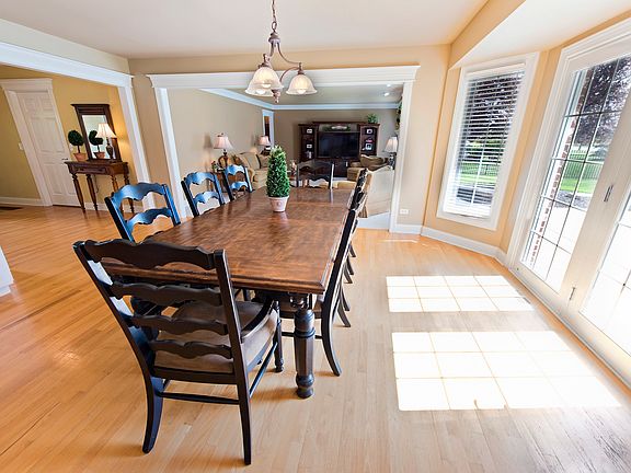 5th image of 22547 Port Weller Ct