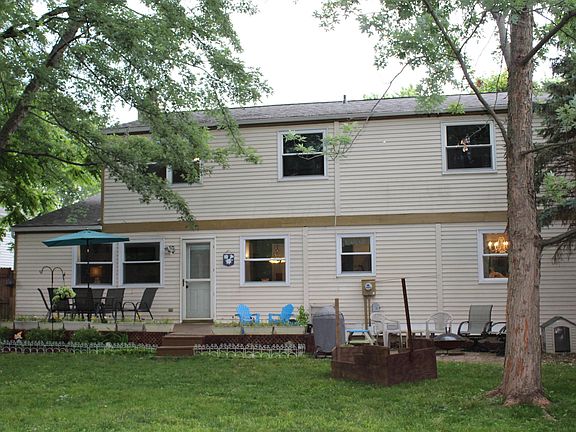 3rd image of 4135 Little Pine Dr