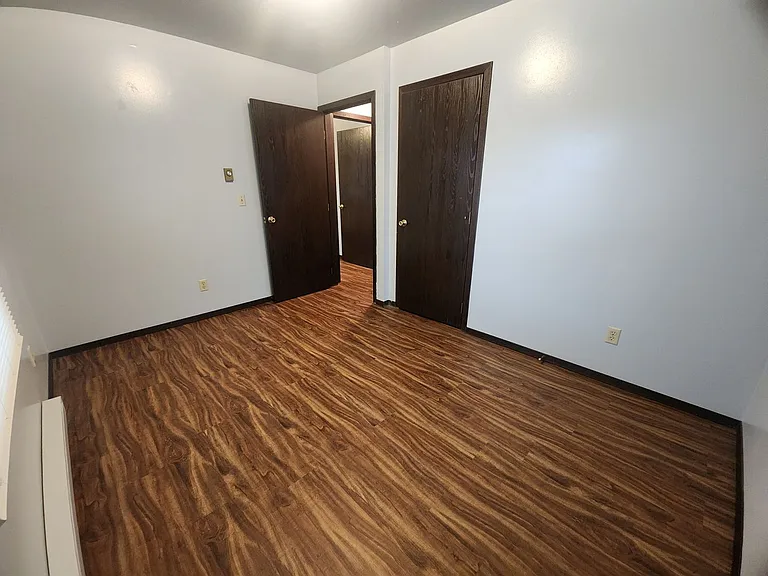1129 Primrose Ct — Photo 18