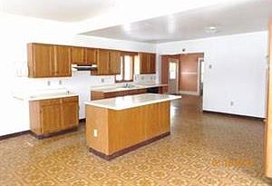 3rd image of 4567 W Railroad Ave