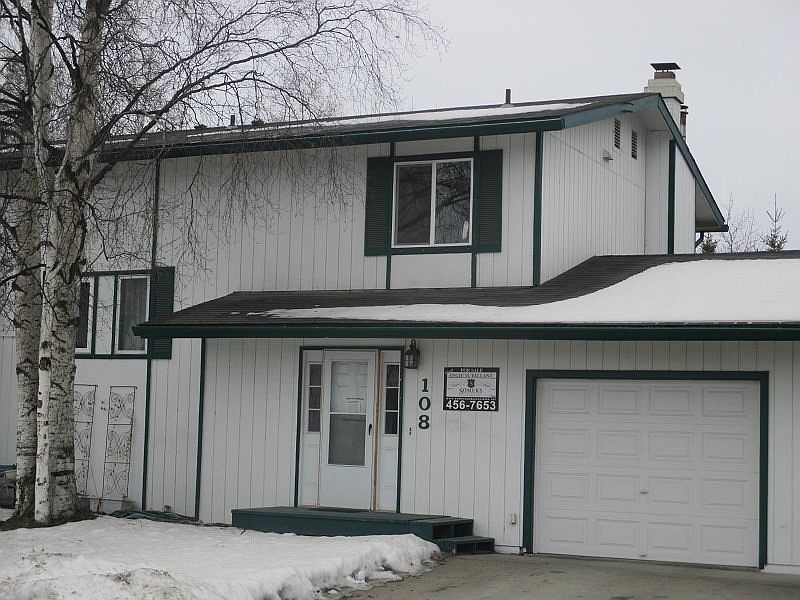 1st image of 108 Oak Dr