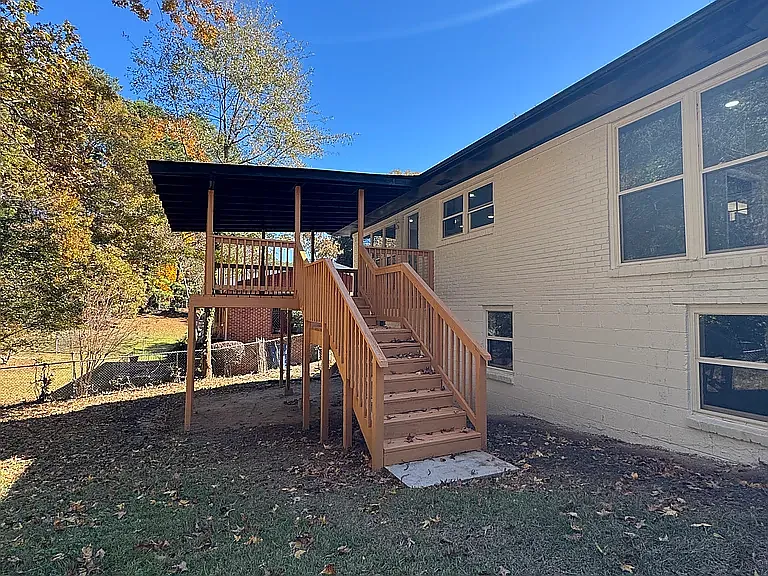 3489 Creighton Rd SW — Photo 2
