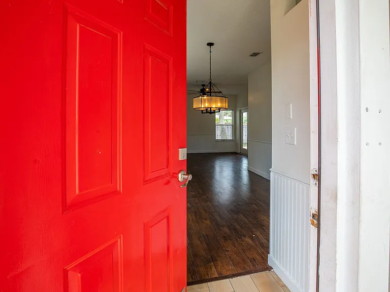 563 Selva Lakes Cir — Photo 13