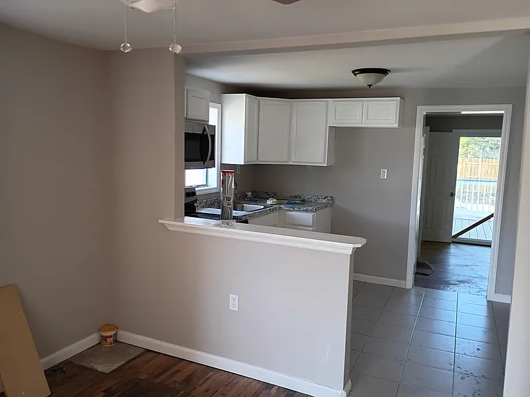 814 Allen Ave — Photo 4