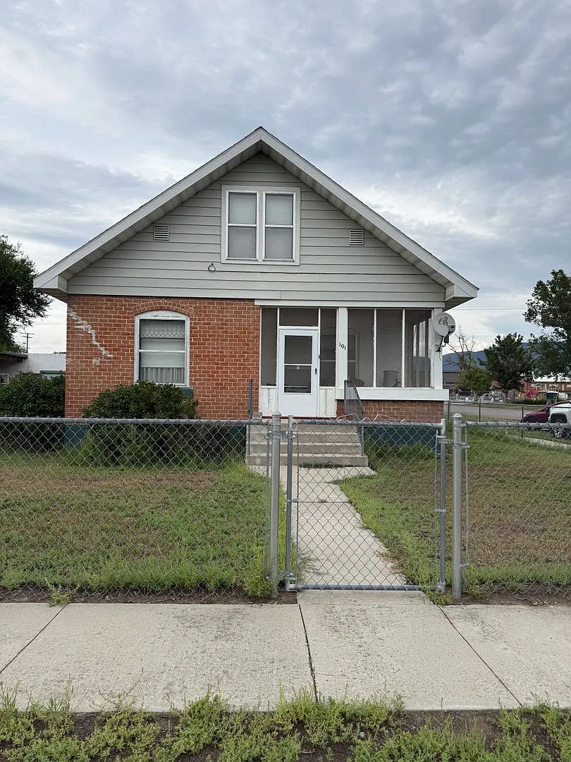 101 W Second Street Whitehall — Photo 1